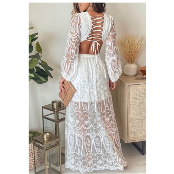 White Cut out Lace Bubble Sleeve Maxi Dress - Picture 2 of 11